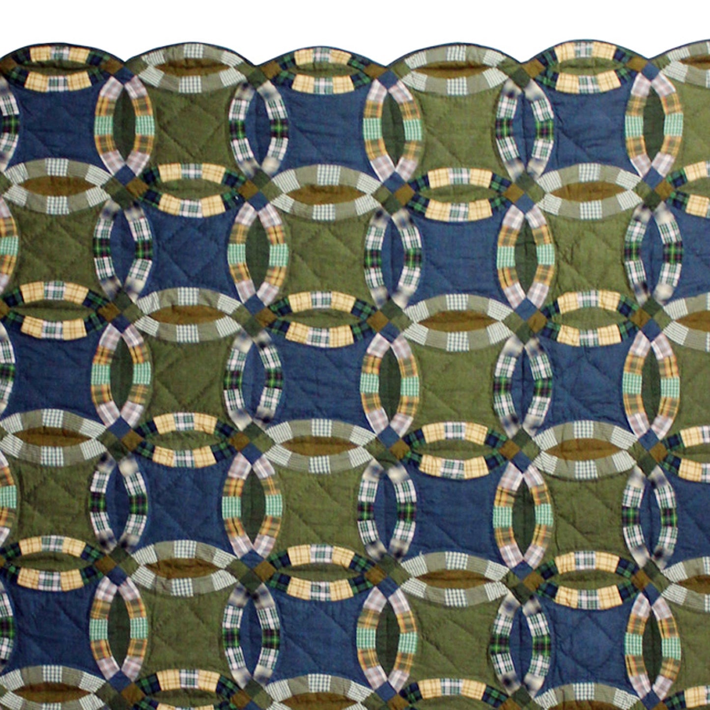 Chambray Ring Super King Quilt – 110"x96" Handmade Quilt with Double Ring Wedding Pattern – Custom Sizes Available