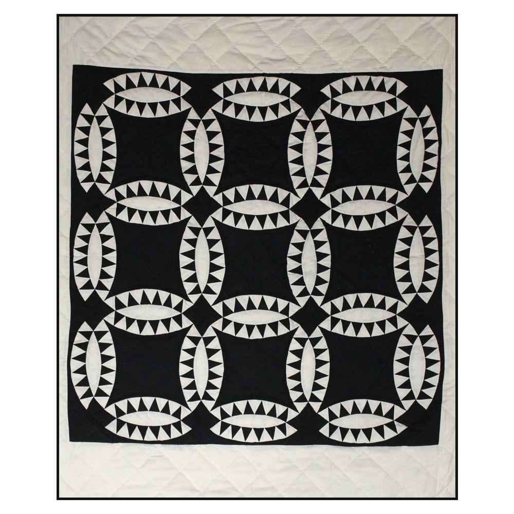 Black Wedding Ring Quilt, Hand cut and Patchwork cotton fabric blocks.