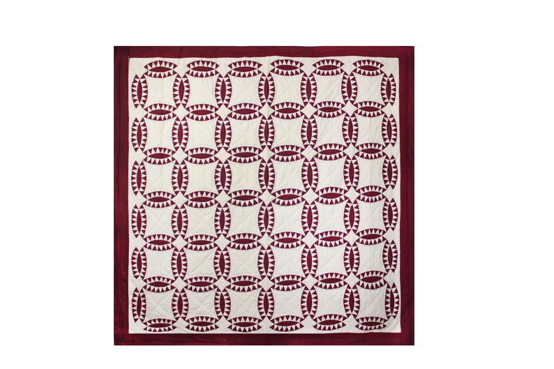 Ruby Wedding Ring Quilt, Hand cut and Patchwork cotton fabric blocks.