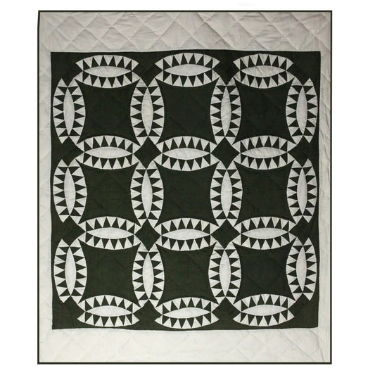 Green Wedding Ring Quilt, Hand cut and Patchwork cotton fabric blocks.