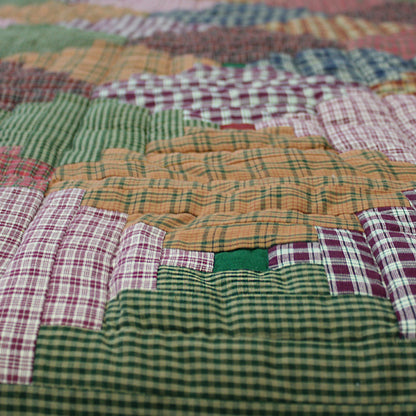 Pastures and Paths Bedding accessories and Ensemble sets.